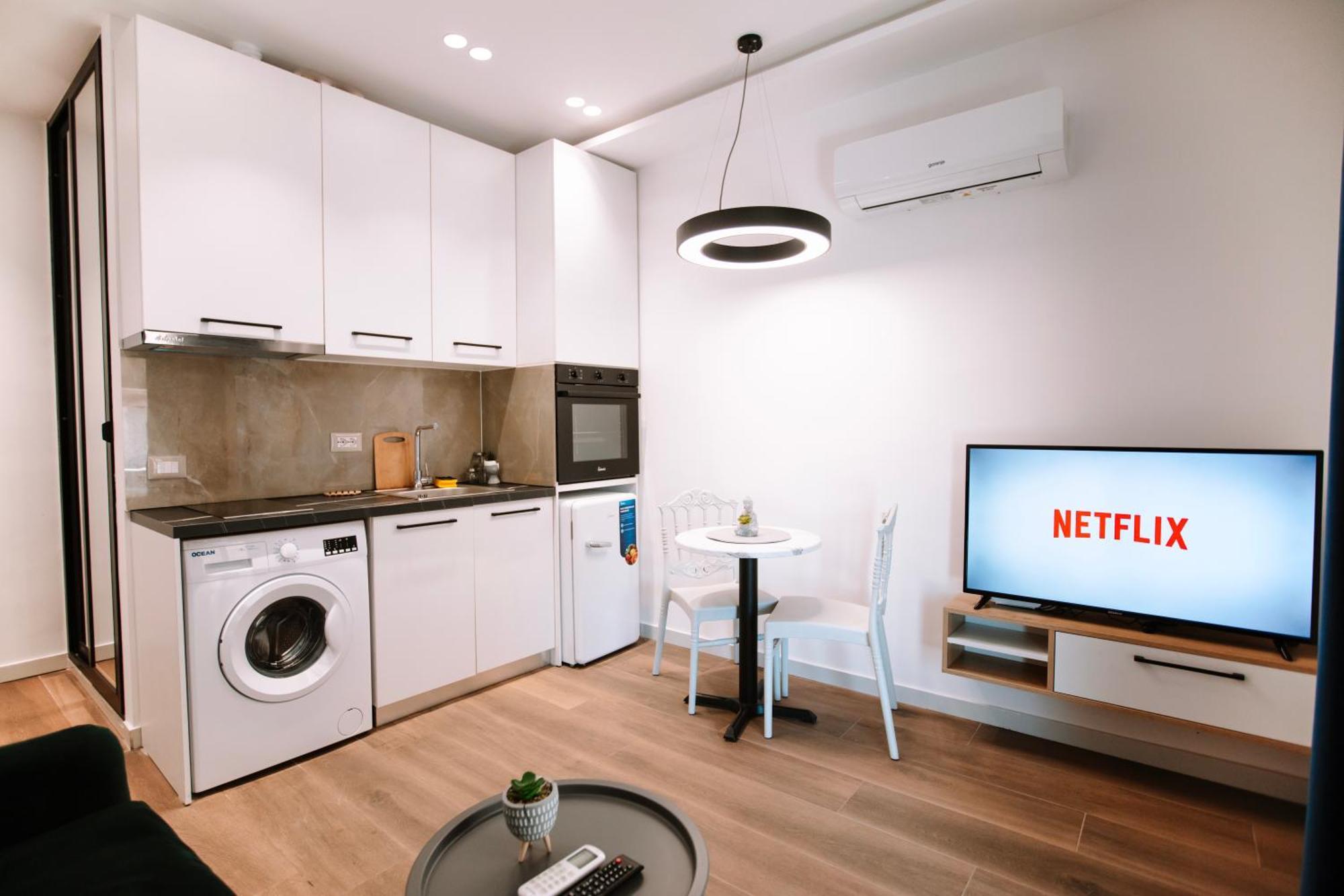 Barrikada Str Modern Apartments - The Nest Tirana Zewnętrze zdjęcie